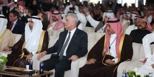 Ticaret Bakanı Bolat, Suudi Arabistan'da gerçekleştirilen LEAP Fuarı'na katıldı