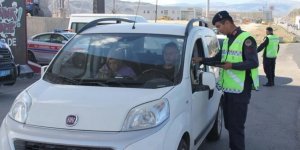 Bakan Yerlikaya, Ramazan Bayramı nedeniyle yola çıkacaklara uyarılarda bulundu