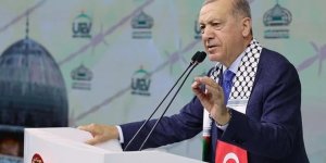 Erdoğan: Filistinli kardeşlerimiz tek başlarına direnirken kimse bizden sessiz kalmamızı bekleyemez