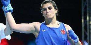 Milli boksör Busenaz Sürmeneli Avrupa şampiyonu oldu