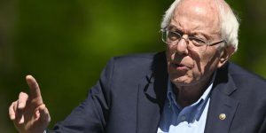 Sanders: Filistin'e destek gösterisi düzenleyen öğrencileri destekliyorum