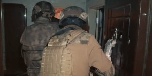 "Kalkan-22" operasyonlarında 40 göçmen kaçakçılığı organizatörü yakalandı