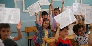 20 Milyonu aşkın öğrenci "karne heyecanı" yaşayacak