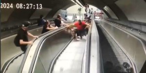 İzmir Metrosu'nda 11 kişinin yaralandığı kaza güvenlik kamerasında