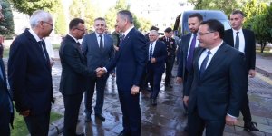 İçişleri Bakanı Yerlikaya, Kayseri'de ziyaretlerde bulundu