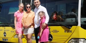 İstanbul'da kaybolan 10 yaşındaki kız çocuğu İETT sürücüsü tarafından ailesine teslim edildi