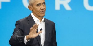 Obama: Demokrasimizde siyasi şiddete kesinlikle yer yok