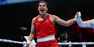 Busenaz Sürmeneli çeyrek finalde!