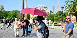 AKOM SICAK HAVA DALGASI NEDENİYLE İSTANBULLULARI UYARDI