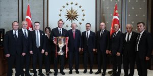 Cumhurbaşkanı Erdoğan, Beşiktaş Jimnastik Kulübü heyetini kabul etti