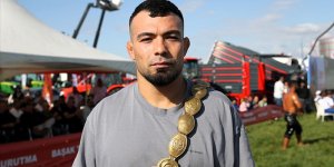 Zeybek'in hedefi, ebedi altın kemere ulaşıp, Kırkpınar efsaneleri arasına girmek