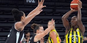 FIBA Kadınlar Süper Kupa'nın sahibi Fenerbahçe Opet