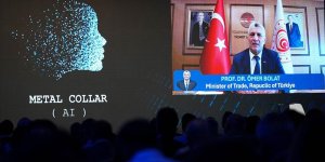 Bolat: Yapay zekanın gelişmesiyle yeni meslek ve iş imkanlarının doğacağını söylemek mümkündür