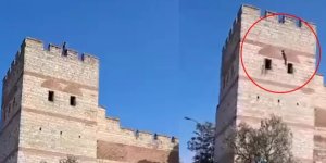 Fatih'te surlardan atlayarak intihar eden şüphelinin, öncesinde 2 kadını öldürdüğü belirlendi