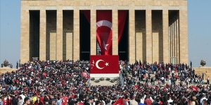 Siyasilerden '29 Ekim Cumhuriyet Bayramı' mesajları