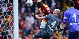 Galatasaray 3 puanı 3 golle aldı