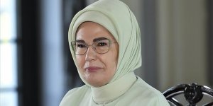 Emine Erdoğan'dan "24 Kasım Öğretmenler Günü" paylaşımı