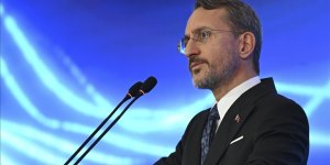 İletişim Başkanı Altun 24 Kasım Öğretmenler Günü'nü kutladı
