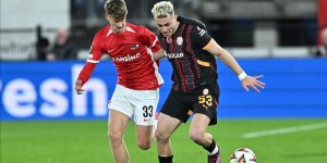 Galatasaray, Hollanda deplasmanından 1 puanla döndü