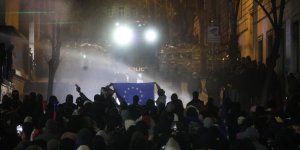 Gürcistan'daki gösterilerde 298 kişi gözaltına alındı