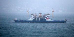 Çanakkale'de fırtına nedeniyle bazı feribot seferleri iptal edildi