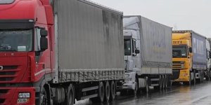 Türkiye-Azerbaycan transit geçiş belgesi kotası 100 bine yükseltildi