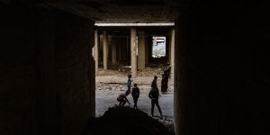 AA, katliam görüntüleriyle dünyada gündem olan Tadamon Mahallesi'ni görüntüledi