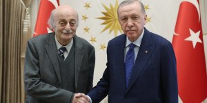 Cumhurbaşkanı Erdoğan, Lübnan'daki Dürzi lider Velid Canbolat'ı kabul etti