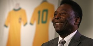 Futbol dünyasının efsane ismi Pele, vefatının ikinci yılında anılıyor