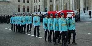 Eski bakan Nahit Menteşe son yolculuğuna uğurlandı