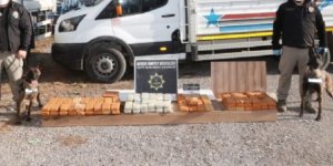 Talaşların altından 44 kilo 720 gram eroin ele geçirildi