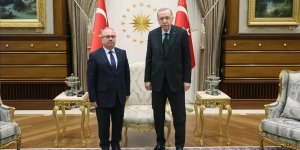 Cumhurbaşkanı Erdoğan, Türkiye Maarif Vakfı Başkanı Akgün'ü kabul etti