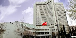 Dışişleri Bakanlığı, Pakistan'da bir yolcu trenine yapılan terör saldırısını kınadı