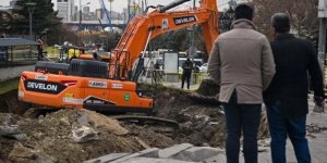 Başkent'te Yüzüncü Yıl Meydanı'nda göçük