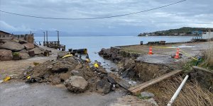 Çanakkale'de sağanak nedeniyle köprü çöktü