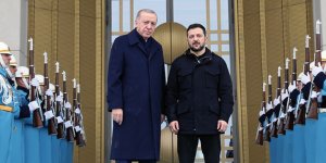 Cumhurbaşkanı Erdoğan, Ukrayna Devlet Başkanı Zelenskiy ile görüştü