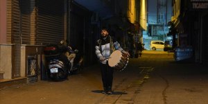 İstanbul'da ramazan davulcularının sahur mesaisi başladı