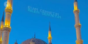 Ramazanın ikinci yarısında cami mahyaları, aile vurgusu taşıyan yazılarla süslendi