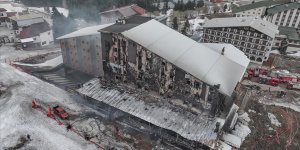 Uludağ'da otel yangınında vefat eden baba ile oğlunun cenazeleri defnedildi