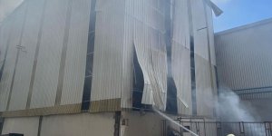 İzmir'de fabrikada patlama: 1 işçi öldü, 4 işçi de yaralandı