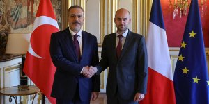 Dışişleri Bakanı Fidan ile Fransız mevkidaşı Barrot dün ikili ve bölgesel meseleleri ele aldı