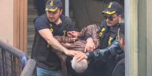 Bakan Yerlikaya, CHP Genel Başkanı Özel'e yönelik yumruklu saldırıyı kınadı
