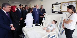 CUMHURBAŞKANI ERDOĞAN, AÇILIŞINI YAPTIĞI HASTANEDEKİ HASTALARI ZİYARET ETTİ