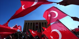 19 MAYIS TÜM YURTTA COŞKUYLA KUTLANIYOR..