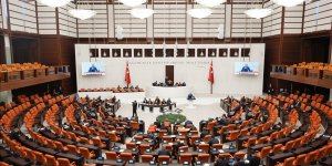 TRAFİK CEZALARININ ARTIRILMASINA YÖNELİK DÜZENLEMELERİ DE İÇEREN KANUN TEKLİFİ, TBMM ADALET KOMİSYONUNDA