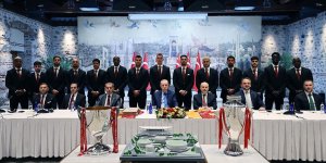 CUMHURBAŞKANI ERDOĞAN, GALATASARAY'A ŞAMPİYONLAR LİGİ'NDE BAŞARI DİLEDİ
