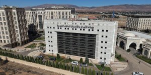 SURİYE'NİN BAŞKENTİ ŞAM'DA MENKUL KIYMETLER BORSASI YENİDEN AÇILDI