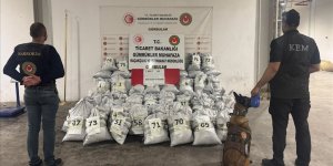 Gümrük muhafaza ekiplerinden Gürbulak'ta "tarihi" uyuşturucu operasyonu