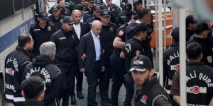 İstanbul'daki yolsuzluk soruşturmalarında gözaltına alınan 36 şüphelinin ifade işlemleri başladı