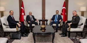 BAKAN FİDAN, SAVUNMA BAKANI GÜLER VE MİT BAŞKANI KALIN'LA İRAN'A YÖNELİK İSRAİL SALDIRISINI GÖRÜŞTÜ